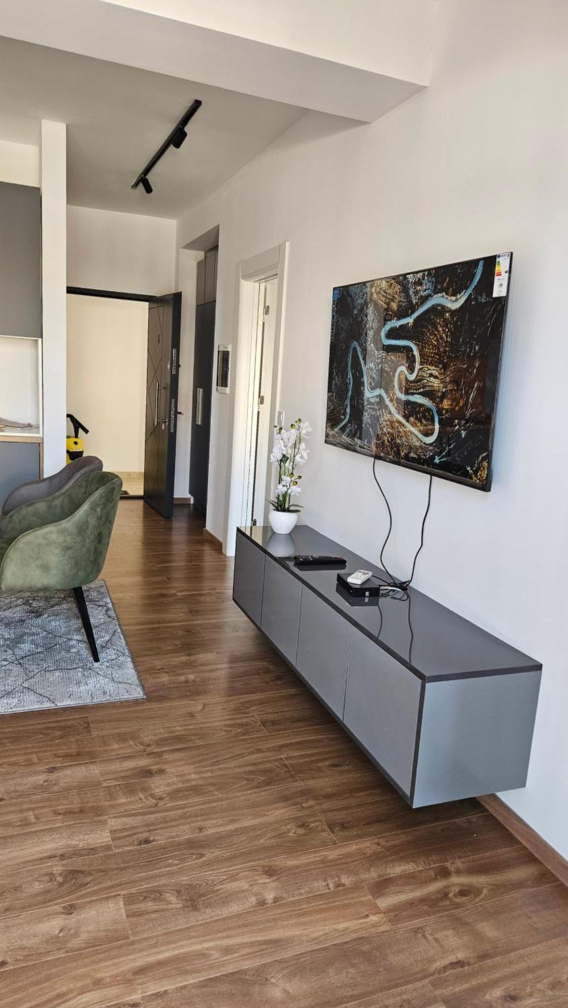 Podgorica Apartments Planet Екстер'єр фото