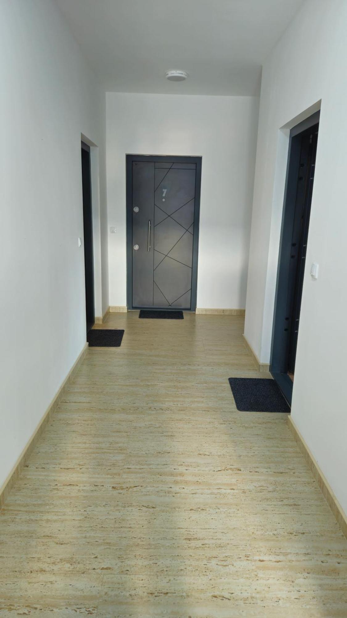 Podgorica Apartments Planet Екстер'єр фото