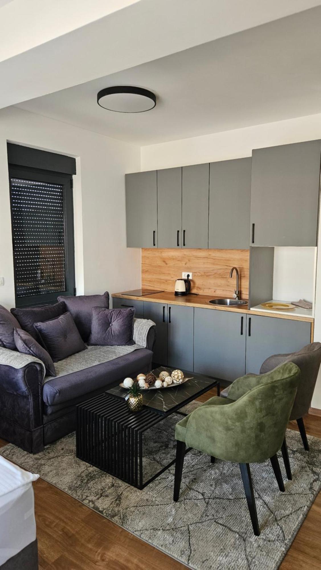 Podgorica Apartments Planet Екстер'єр фото